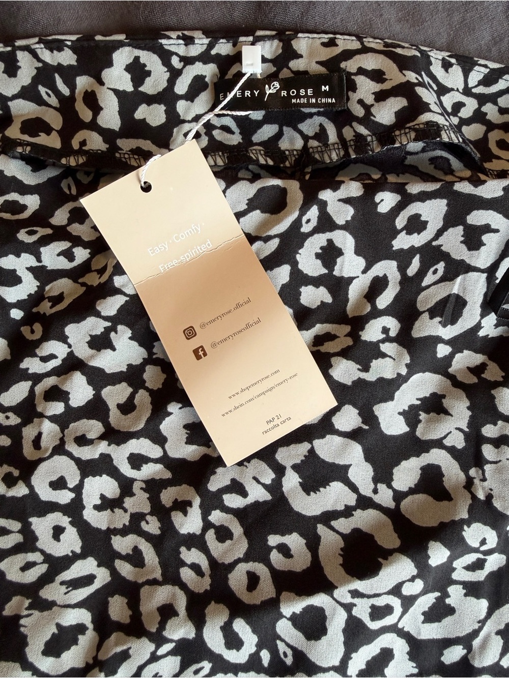 Midi Skirt with Side Slit in Black and Light Gray Leopard Print - Picture 4 of 4